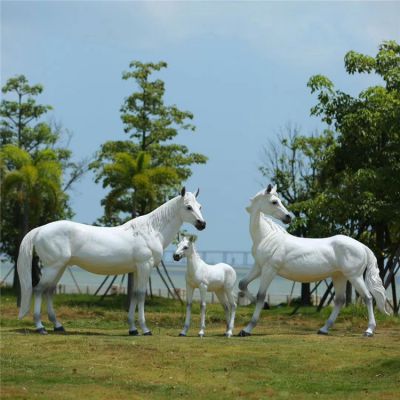 動物園草地裝飾大型玻璃鋼仿真白馬雕塑